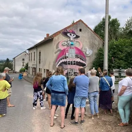 Belle Campagne Dans Les Combrailles *