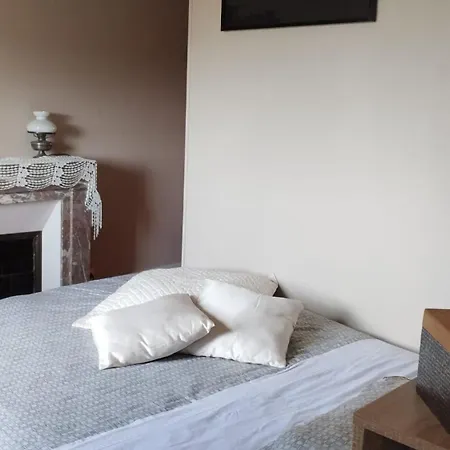 Maison Entiere Ou D'hotes Belle Campagne En Combrailles Holiday home *